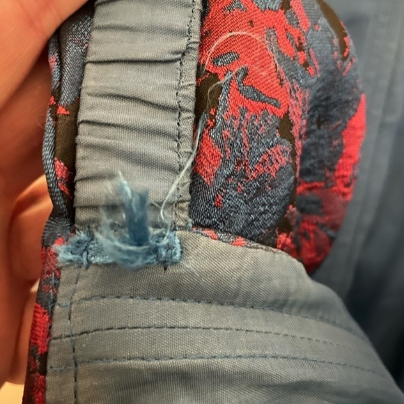 Slate & Willow‎ Off The Shoulder Floral Dress - Picture 12 of 14